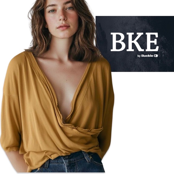 Surplice Raw Edge Top from the BUCKLE -  XL - Picture 2 of 8